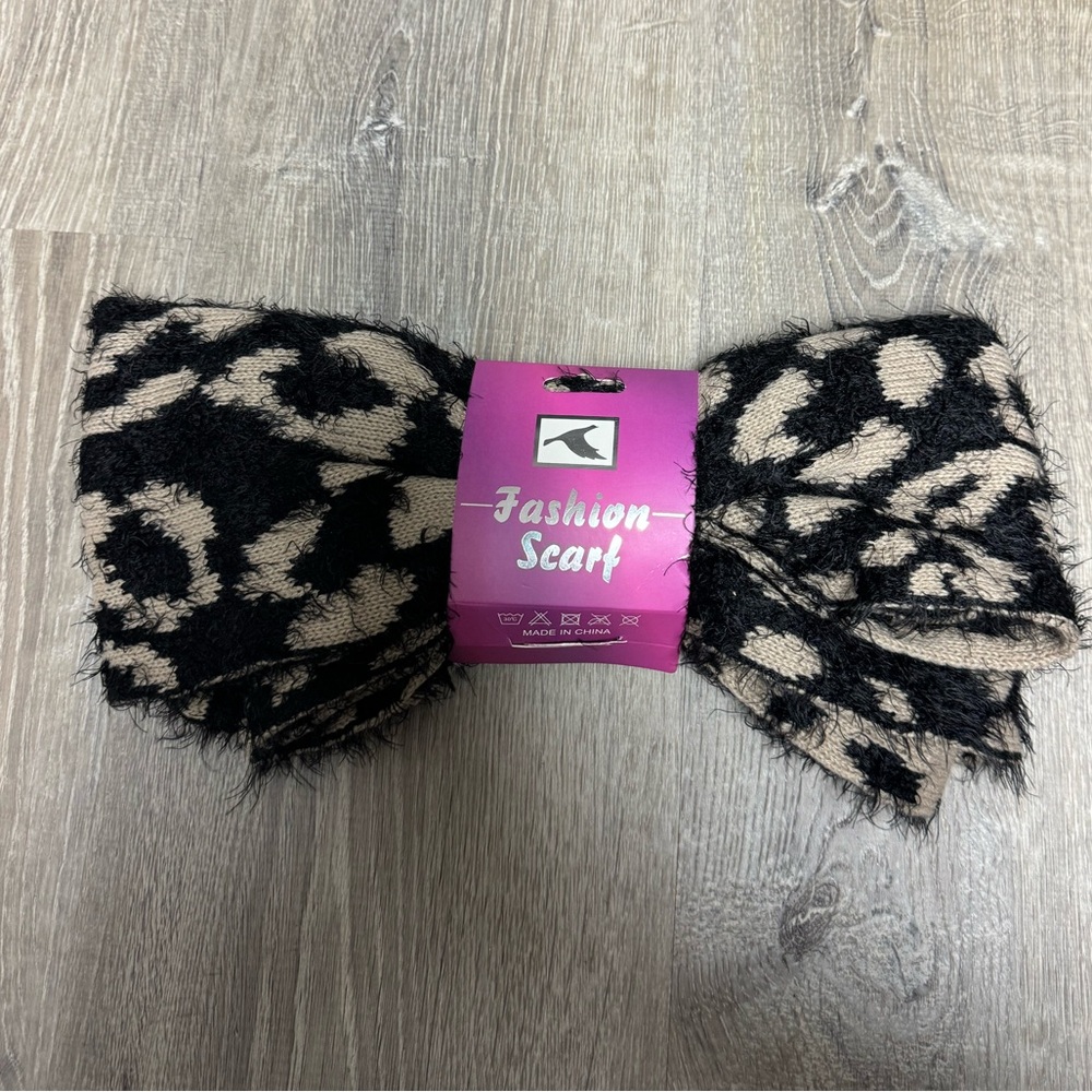 Cheetah Infinity Scarf